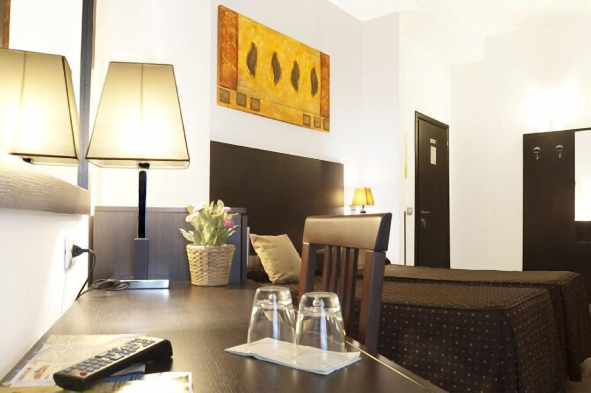 Roman Residence Luaran gambar
